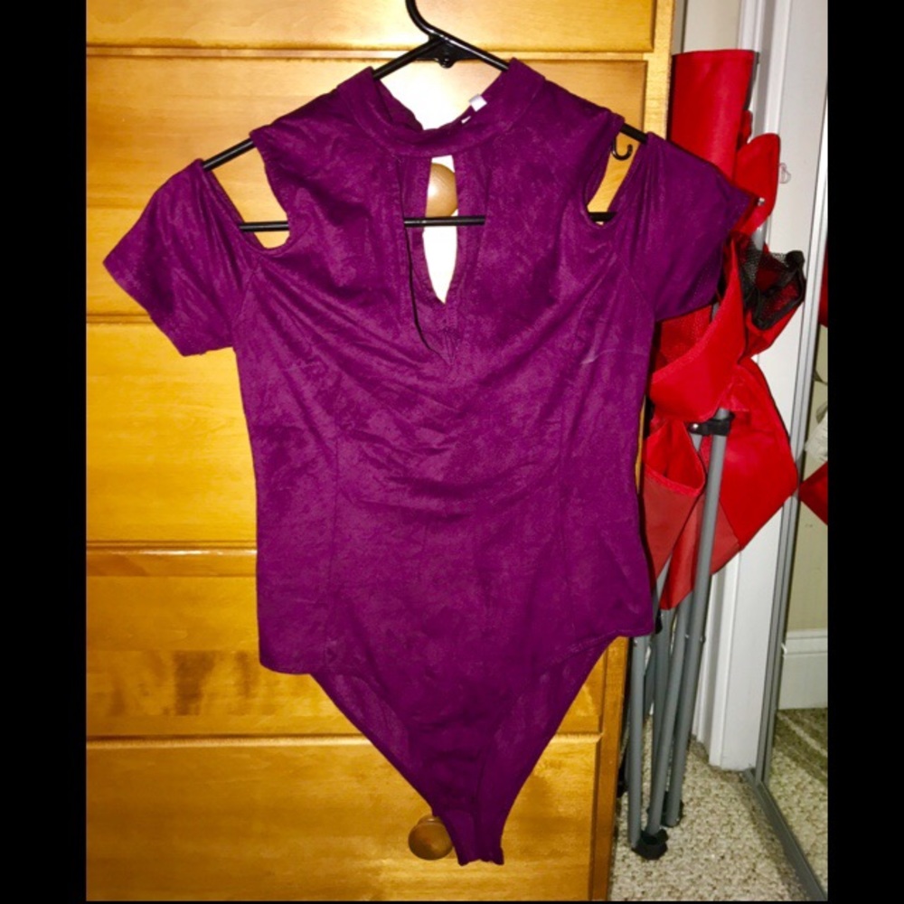 💜 Purple Velvet Bodysuit 💜